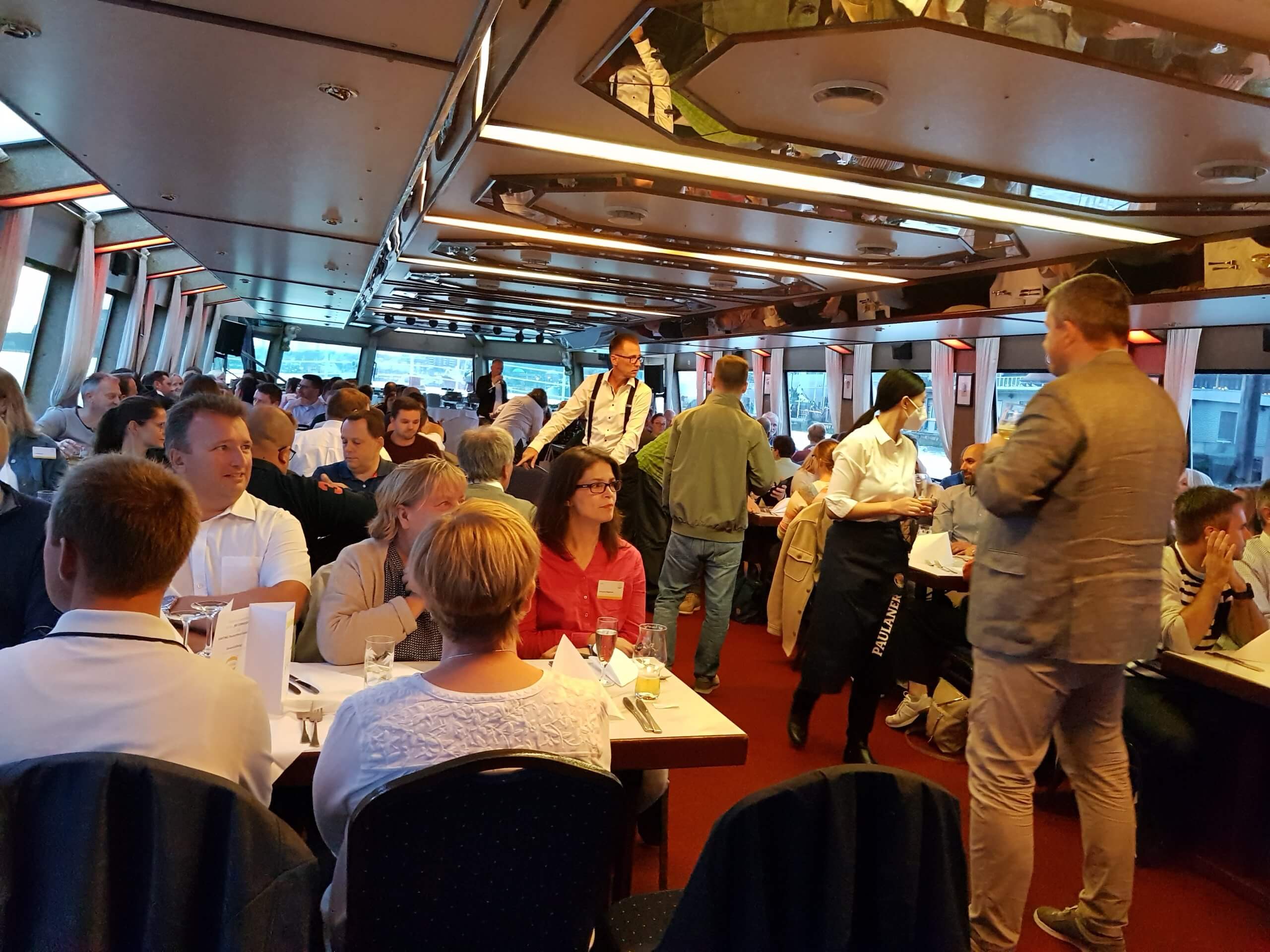 Dinner auf der Commodore